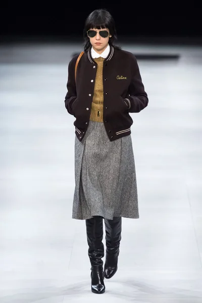 Look 25
